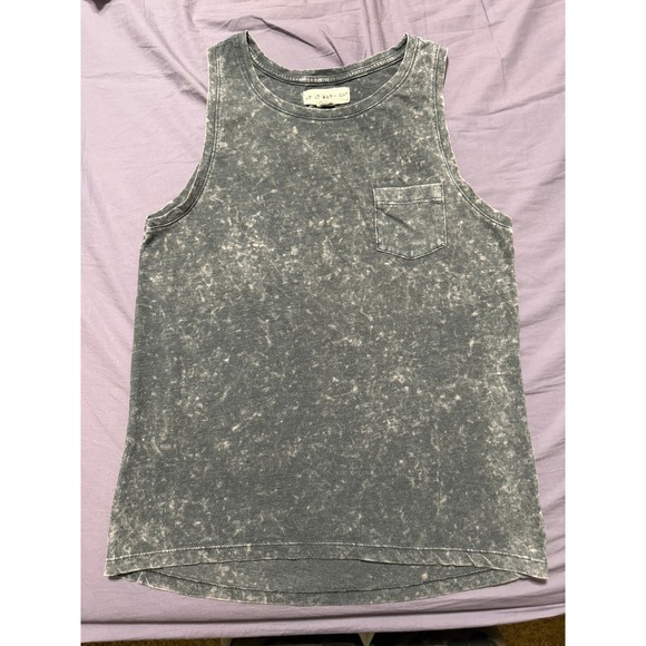 If It Were Me Women's Gray Distressed Sleeveless Tank Top - Medium - Picture 3 of 6